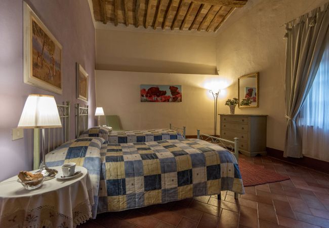 Ferienwohnung in Castellina in Chianti - La Torre della Rocca in Chianti Ferienwohnung in Castellina in Chianti - La Torre della Rocca in Chianti