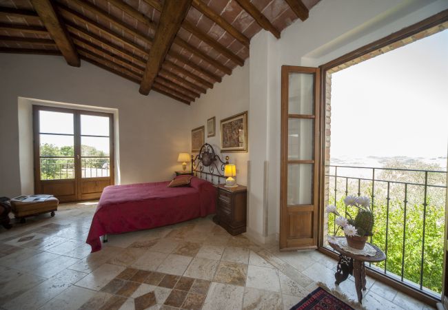 Ferienwohnung in Asciano - Your Agritourism with Charme at Mandorlinovo Ferienwohnung in Asciano - Your Agritourism with Charme at Mandorlinovo