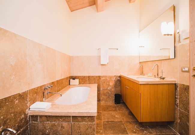 Ferienwohnung in Trequanda - Luxury & Large Apt. in Siena Resort at Falcon Ferienwohnung in Trequanda - Luxury & Large Apt. in Siena Resort at Falcon