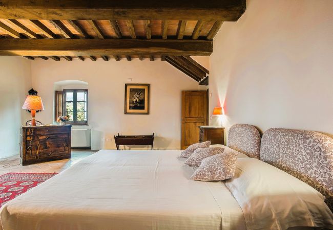 Ferienwohnung in Certaldo - Luxury, Sustainability and Eco Pool in Tower Apt. Ferienwohnung in Certaldo - Luxury, Sustainability and Eco Pool in Tower Apt.