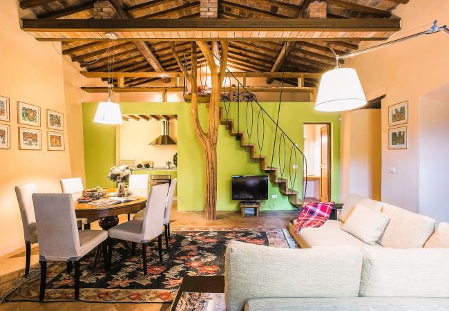 Ferienwohnung in Certaldo - Luxury, Sustainability and Eco Pool in Frangi Apt. Ferienwohnung in Certaldo - Luxury, Sustainability and Eco Pool in Frangi Apt.