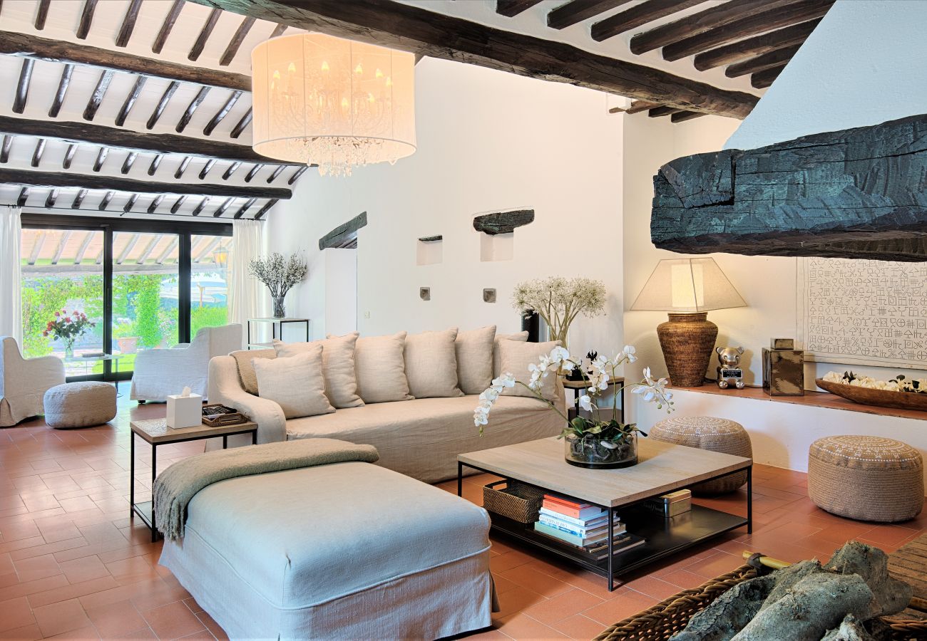 Villa in Castellina in Chianti - Luxury Villa in Chianti with Winery up to 10pax