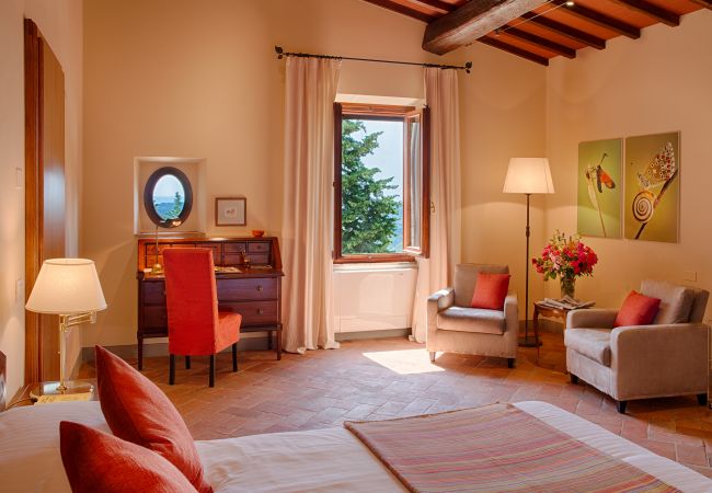 Appartement à Panzano - Luxury Chianti in La Farfalla in Panzano Chianti Appartement à Panzano - Luxury Chianti in La Farfalla in Panzano Chianti