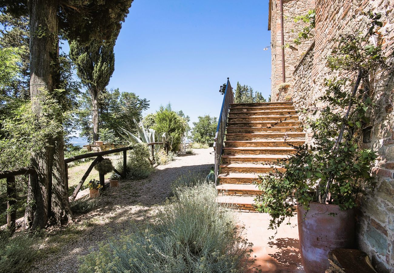 Appartement à Certaldo - Luxury, Sustainability and Eco Pool in Forno Apt. Appartement à Certaldo - Luxury, Sustainability and Eco Pool in Forno Apt.