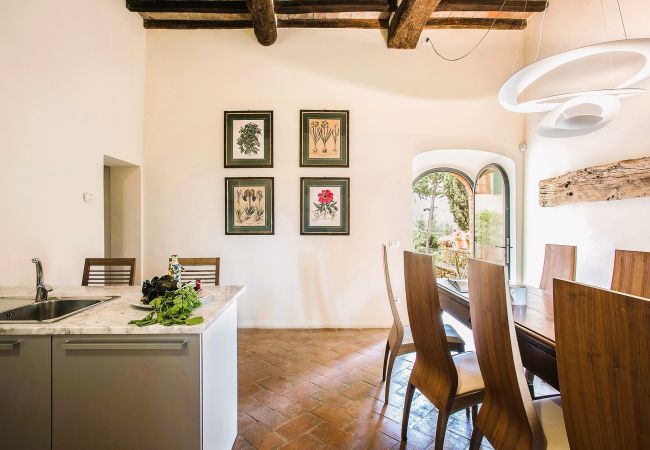 Appartement à Certaldo - Luxury, Sustainability and Eco Pool in Tower Apt. Appartement à Certaldo - Luxury, Sustainability and Eco Pool in Tower Apt.