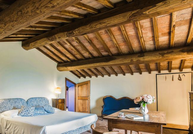 Appartement à Certaldo - Luxury, Sustainability and Eco Pool in Tower Apt. Appartement à Certaldo - Luxury, Sustainability and Eco Pool in Tower Apt.