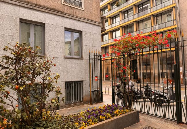 Appartement à Milano - San Babila Design Apartment R&R Appartement à Milano - San Babila Design Apartment R&R