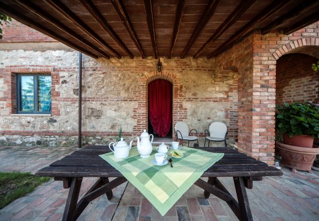 Appartamento a Asciano - Lillarosa is Your Agritourism close to Siena Appartamento a Asciano - Lillarosa is Your Agritourism close to Siena