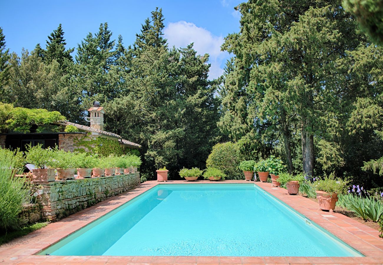 Villa a Castellina in Chianti - Villa in Castellina w. Pool, Garden & Winery Villa a Castellina in Chianti - Villa in Castellina w. Pool, Garden & Winery