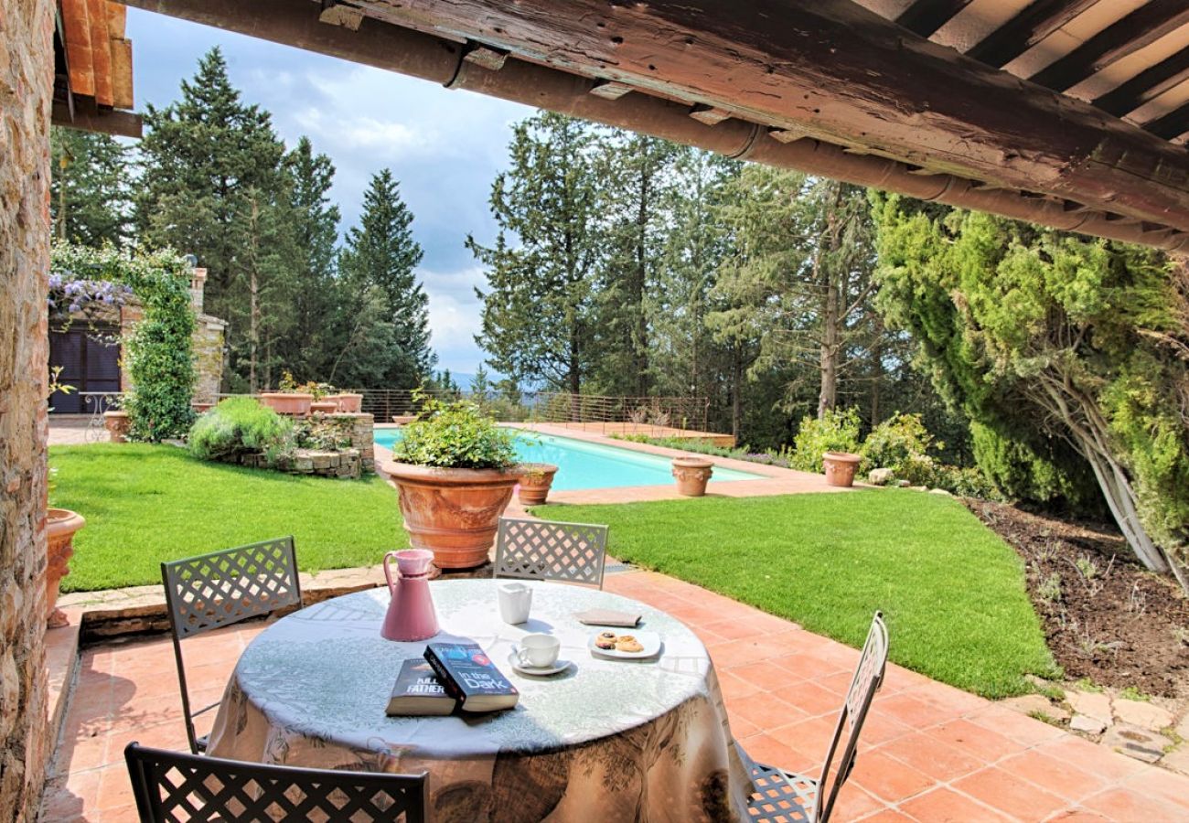 Villa a Castellina in Chianti - Villa in Castellina w. Pool, Garden & Winery Villa a Castellina in Chianti - Villa in Castellina w. Pool, Garden & Winery