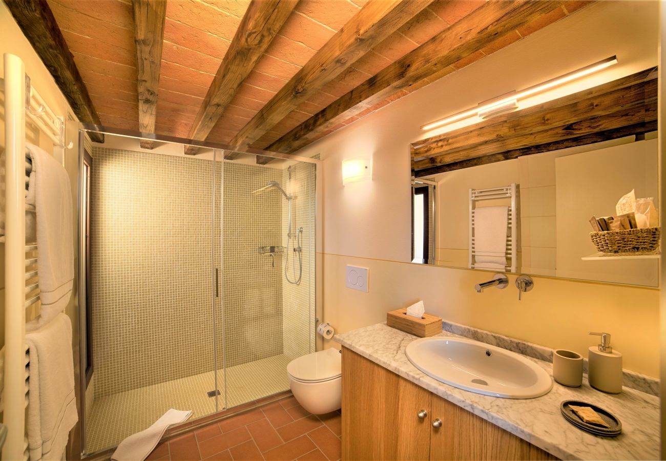 Villa a Castellina in Chianti - Villa in Castellina w. Pool, Garden & Winery Villa a Castellina in Chianti - Villa in Castellina w. Pool, Garden & Winery