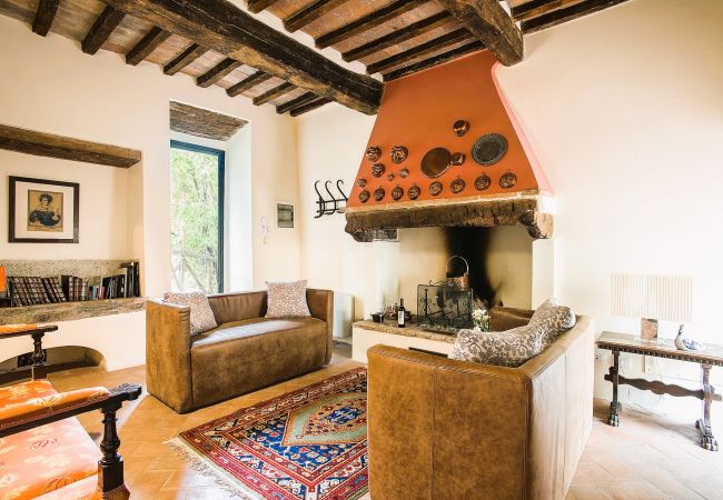 Appartamento a Certaldo - Luxury, Sustainability and Eco Pool in Tower Apt. Appartamento a Certaldo - Luxury, Sustainability and Eco Pool in Tower Apt.