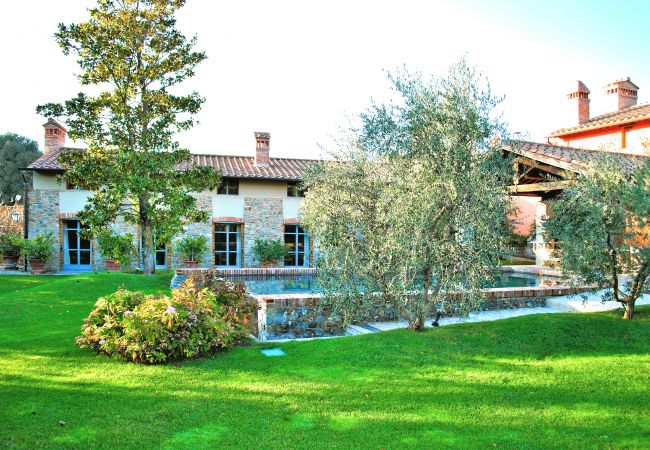 Villa a Pian di Sco - Villa Magnolia in most Exclusive Borgo in Tuscany Villa a Pian di Sco - Villa Magnolia in most Exclusive Borgo in Tuscany