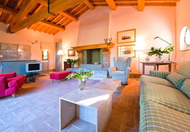 Villa a Pian di Sco - Villa Leccino in most Exclusive Borgo in Tuscany Villa a Pian di Sco - Villa Leccino in most Exclusive Borgo in Tuscany