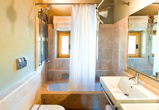 Villa a Pian di Sco - Villa Leccino in most Exclusive Borgo in Tuscany Villa a Pian di Sco - Villa Leccino in most Exclusive Borgo in Tuscany