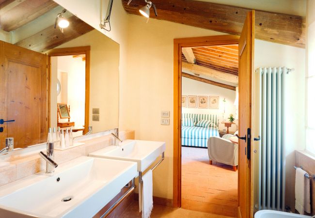 Villa a Pian di Sco - Villa Noce in most Exclusive Borgo in Tuscany Villa a Pian di Sco - Villa Noce in most Exclusive Borgo in Tuscany