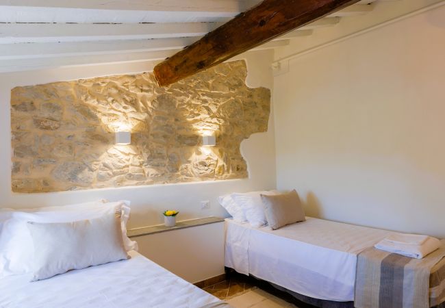 Appartamento a Rignano sull´Arno - Fattoria del Chianti close to Florence for six Appartamento a Rignano sull´Arno - Fattoria del Chianti close to Florence for six