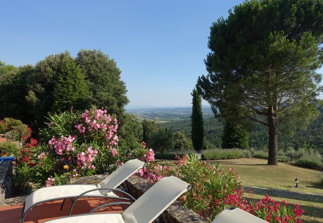 Villa in Civitella in Val di Chiana - Tuscany Villa with Breathtaking View at Dotholiday Villa in Civitella in Val di Chiana - Tuscany Villa with Breathtaking View at Dotholiday