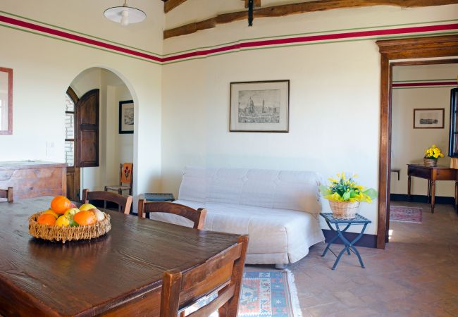 Appartement in Cinigiano - Typical Stone House looking Banfi Wineries Appartement in Cinigiano - Typical Stone House looking Banfi Wineries