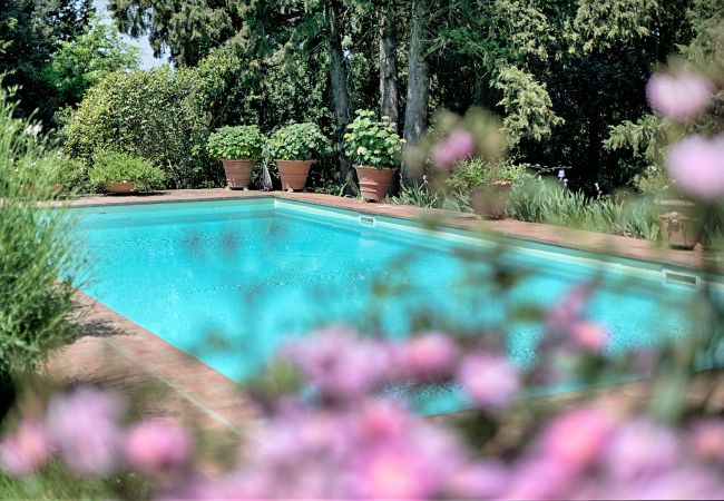 Villa in Castellina in Chianti - Villa in Castellina w. Pool, Garden & Winery Villa in Castellina in Chianti - Villa in Castellina w. Pool, Garden & Winery