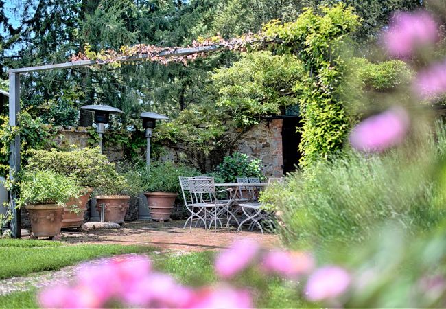Villa in Castellina in Chianti - Villa in Castellina w. Pool, Garden & Winery Villa in Castellina in Chianti - Villa in Castellina w. Pool, Garden & Winery