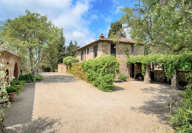 Villa in Castellina in Chianti - Villa in Castellina w. Pool, Garden & Winery Villa in Castellina in Chianti - Villa in Castellina w. Pool, Garden & Winery