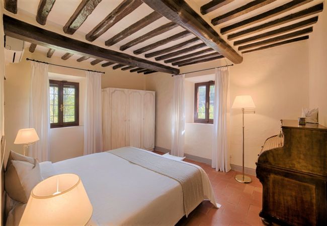 Villa in Castellina in Chianti - Villa in Castellina w. Pool, Garden & Winery Villa in Castellina in Chianti - Villa in Castellina w. Pool, Garden & Winery