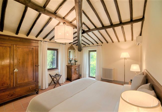 Villa in Castellina in Chianti - Villa in Castellina w. Pool, Garden & Winery Villa in Castellina in Chianti - Villa in Castellina w. Pool, Garden & Winery