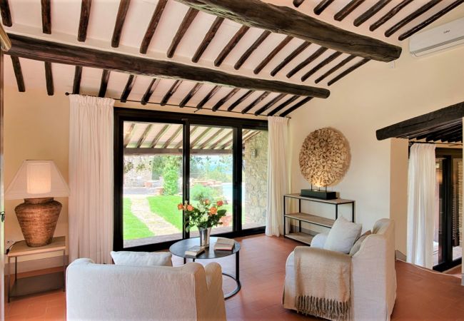 Villa in Castellina in Chianti - Villa in Castellina w. Pool, Garden & Winery Villa in Castellina in Chianti - Villa in Castellina w. Pool, Garden & Winery
