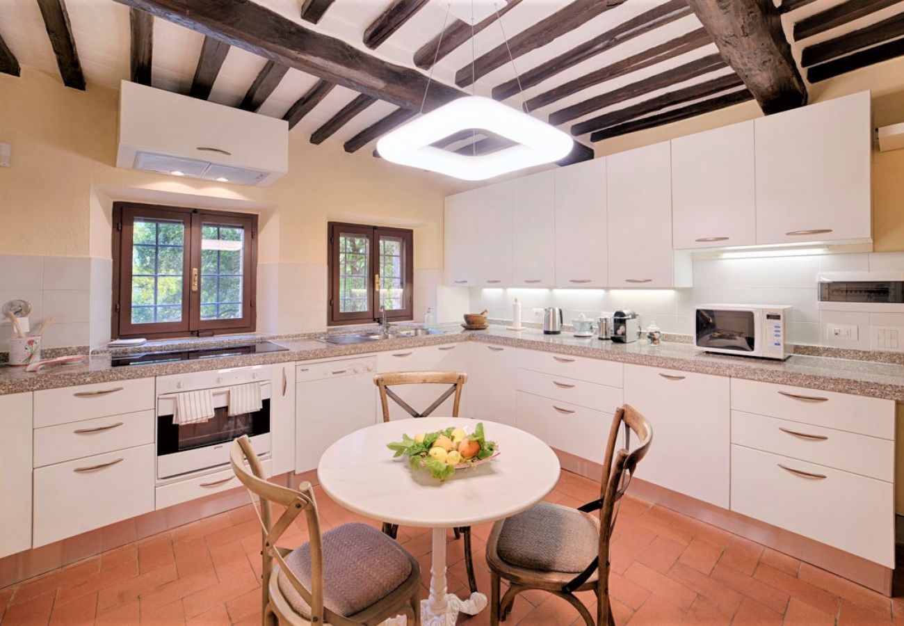 Villa in Castellina in Chianti - Villa in Castellina w. Pool, Garden & Winery Villa in Castellina in Chianti - Villa in Castellina w. Pool, Garden & Winery