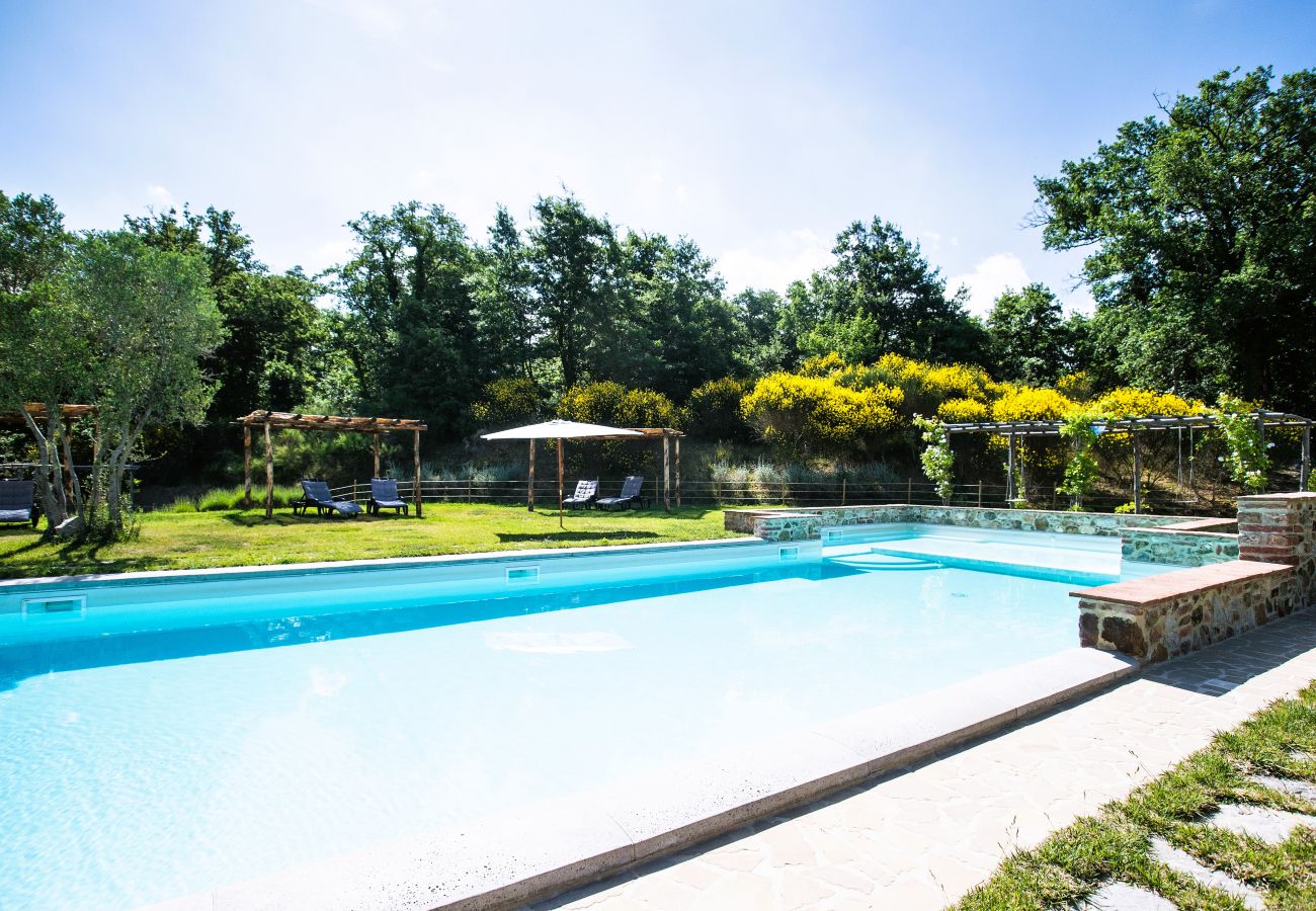 Appartement in Trequanda - Luxury 2 Rooms Apt. Basil in Siena Resort Appartement in Trequanda - Luxury 2 Rooms Apt. Basil in Siena Resort