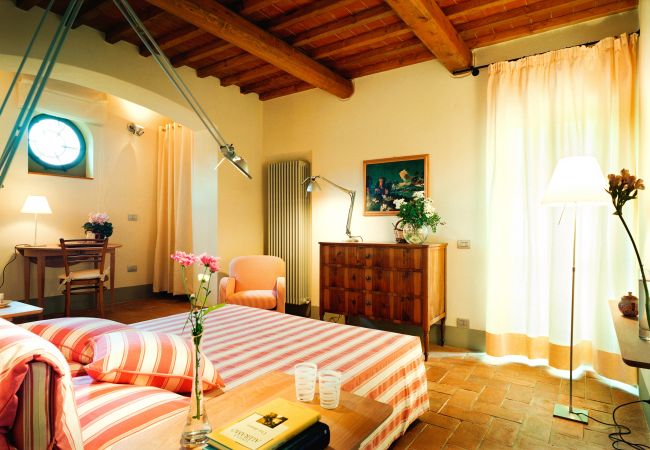 Villa in Pian di Sco - Villa Nocciolo in most Exclusive Borgo in Tuscany Villa in Pian di Sco - Villa Nocciolo in most Exclusive Borgo in Tuscany