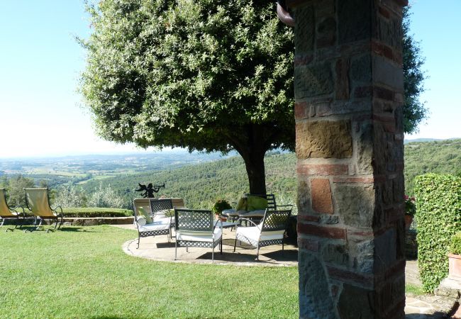 Villa/Dettached house in Civitella in Val di Chiana - Tuscany Villa with Breathtaking View at Dotholiday