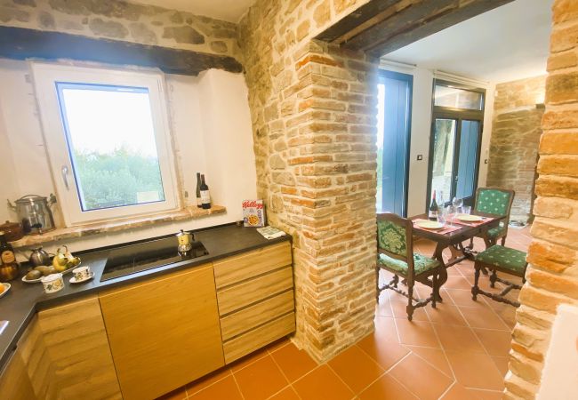 Villa in Monte San Savino - Villa Ceppeto new restored up to 6 w/ Tesla Charge Villa in Monte San Savino - Villa Ceppeto new restored up to 6 w/ Tesla Charge
