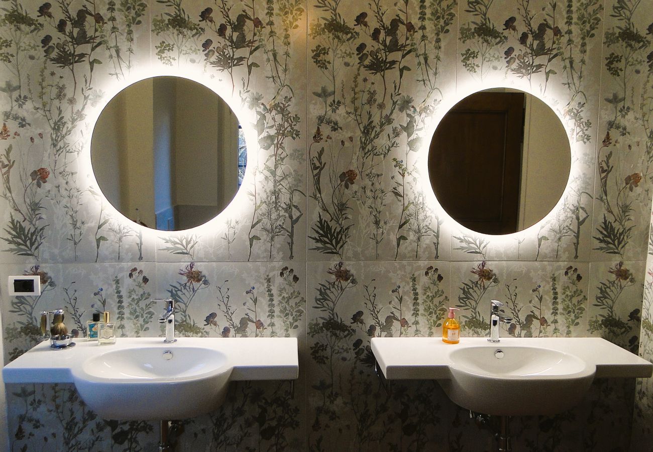 Villa in Monte San Savino - Villa Ceppeto new restored up to 6 w/ Tesla Charge Villa in Monte San Savino - Villa Ceppeto new restored up to 6 w/ Tesla Charge