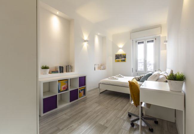 Apartment in Milano - Maciachini Bright Apartment R&R Apartment in Milano - Maciachini Bright Apartment R&R