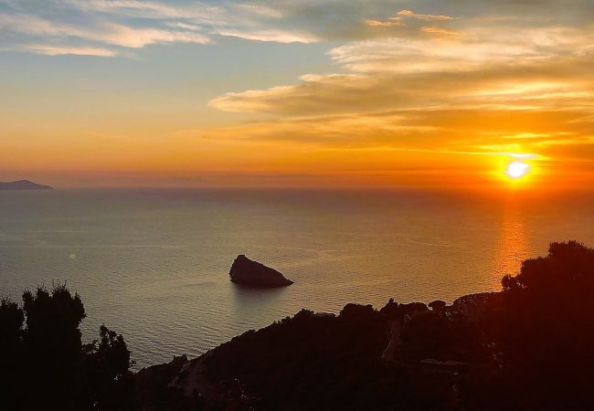 Chalet in Porto Santo Stefano - VIP View & Exclusive Access to the Sea Chalet in Porto Santo Stefano - VIP View & Exclusive Access to the Sea