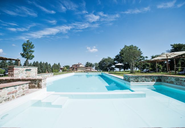 Apartment in Trequanda - Two-story Luxury in Siena Resort at Lemon Apartment in Trequanda - Two-story Luxury in Siena Resort at Lemon