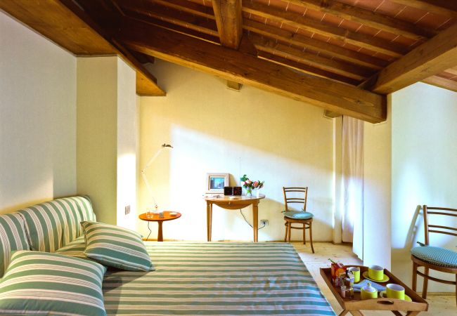 Villa in Pian di Sco - Villa Magnolia in most Exclusive Borgo in Tuscany Villa in Pian di Sco - Villa Magnolia in most Exclusive Borgo in Tuscany