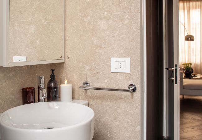 Apartment in Milano - Sant'Ambrogio Luxury Apartment R&R Apartment in Milano - Sant'Ambrogio Luxury Apartment R&R