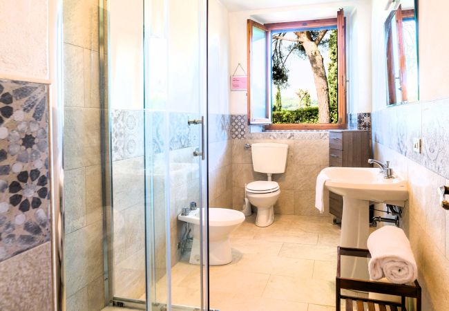 Apartment in Rignano sull´Arno - Fattoria del Chianti close to Florence for two Apartment in Rignano sull´Arno - Fattoria del Chianti close to Florence for two