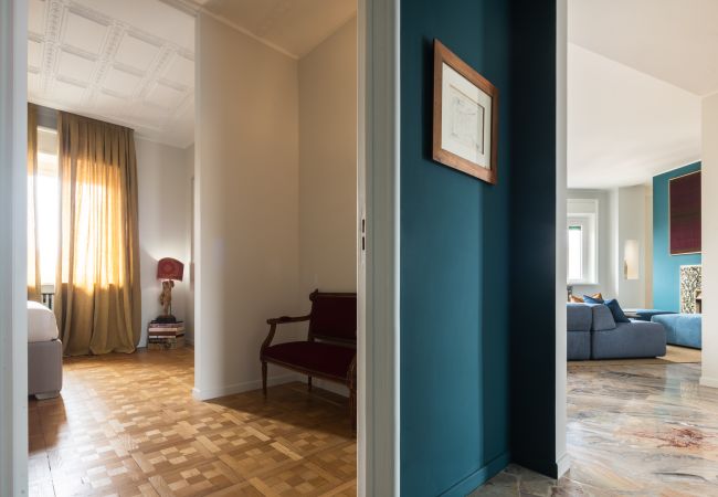 Apartment in Milano - Cadamosto Art Penthouse with Terrace R&R Apartment in Milano - Cadamosto Art Penthouse with Terrace R&R